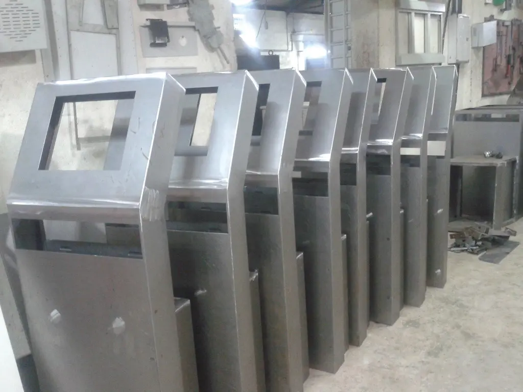 Metal Konstruksiyalar